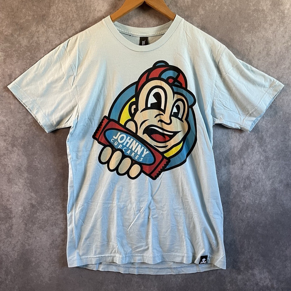 Johnny Cupcakes T-Shirt Mens Medium Light Powder Blue Graphic Candy Bar Tee